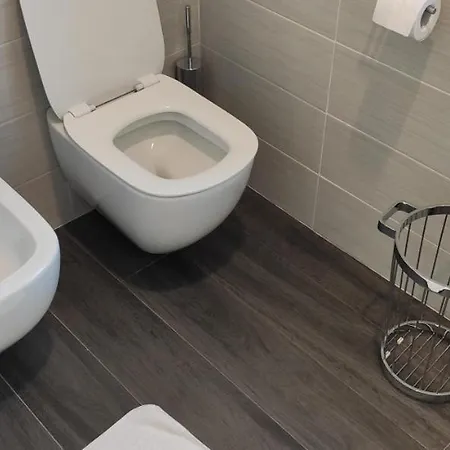Guest house Amata Valgre Affittacamere, Comfort E Pulizia Eccezionali!! Olginate