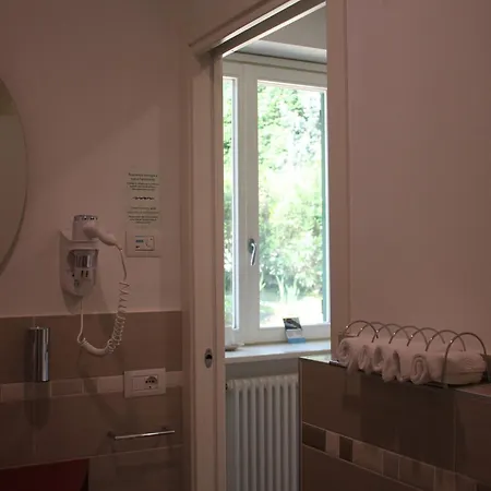 Guest house Amata Valgre Affittacamere, Comfort E Pulizia Eccezionali!! 4*